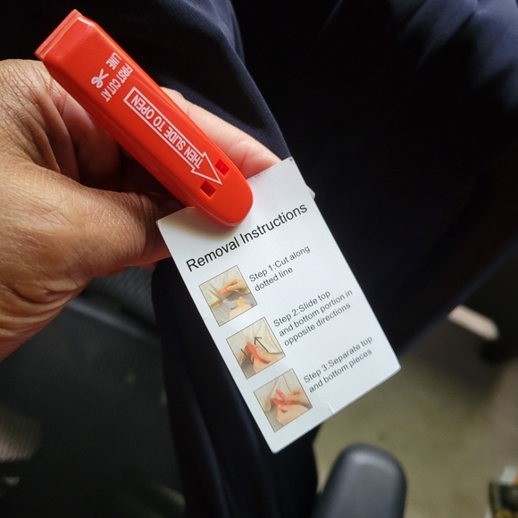 Black Mac Duggal Ieena Sleeveless v neck jersey gown size 2 - Picture 13 of 13